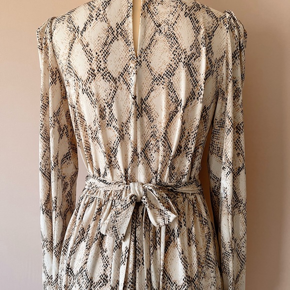 BCBG MAXAZRIA Snake
Embossed Dress Tan Python Size M - Picture 8 of 10
